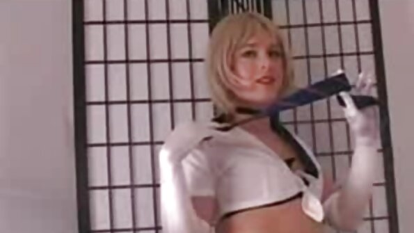 Jill Kassidy è video porno vecchie troie una MILF con un corpo abbronzato caldo